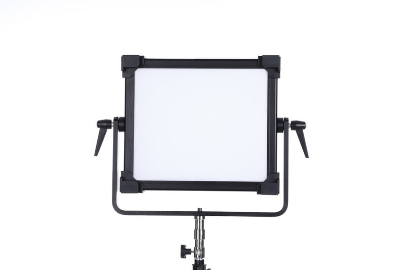 S-2820 | Professional 200W RGBW light, V-Mount, DMX. ---~3 months LeadTime if no stock