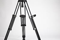 TOWER150 | Aluminum Camera Tripod KIT, with SWIT TH150 Fluid Video Head, Ground Spreader, 15kg Payload, Soft Bag